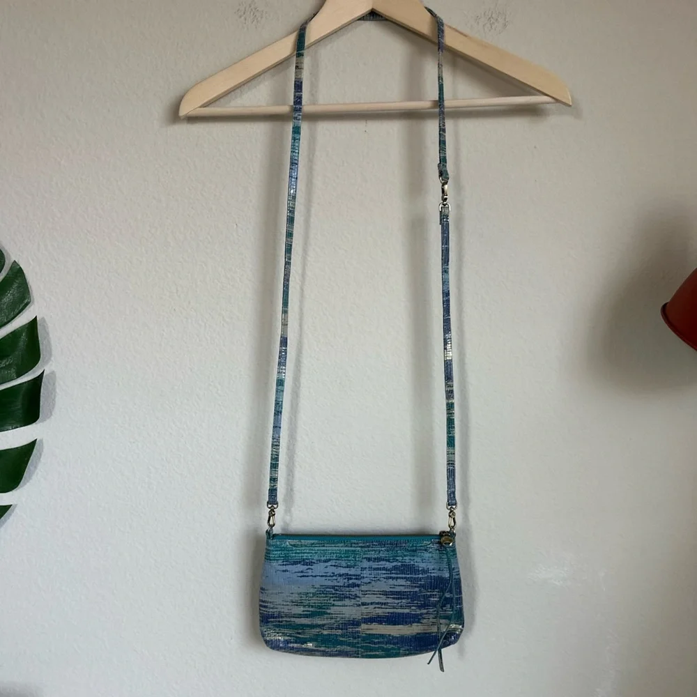 Hobo Darcy Cracked Glass Leather Crossbody - Picture 6 of 14